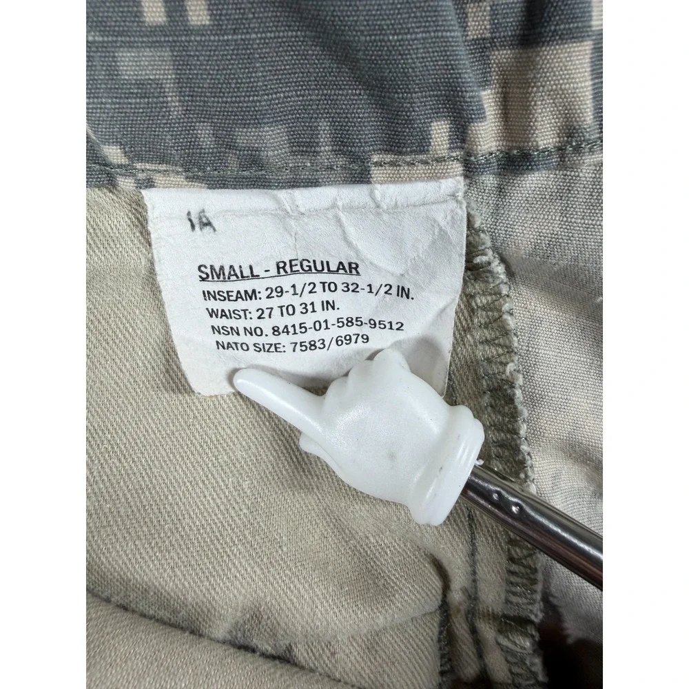 US Army ACU UCP Digital Camo Combat Cargo Pants Large Regular Military Issue